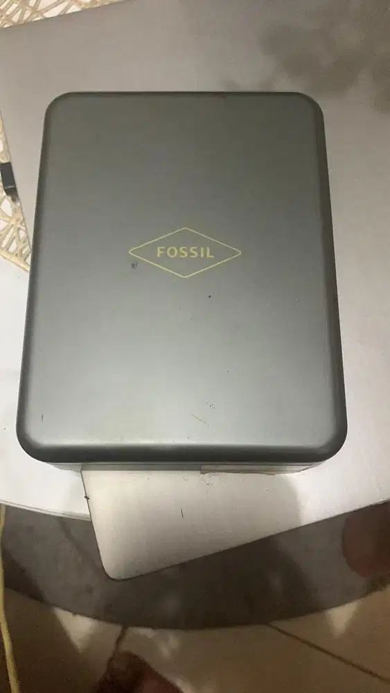 Jual Dompet Fossil masih Baru dari Prancis