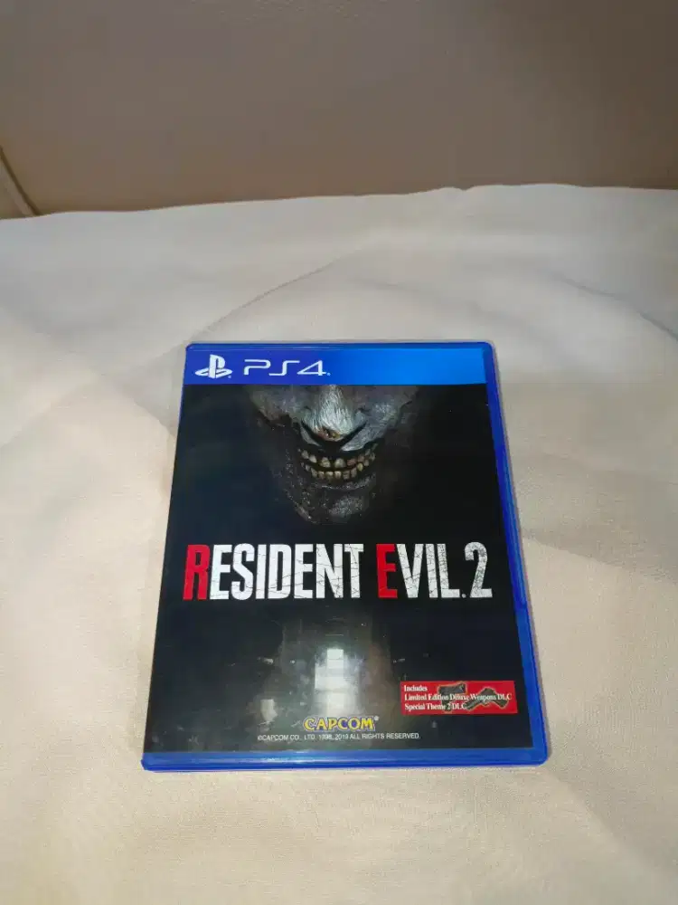 KASET PS 4 RESIDENT EVIL 2