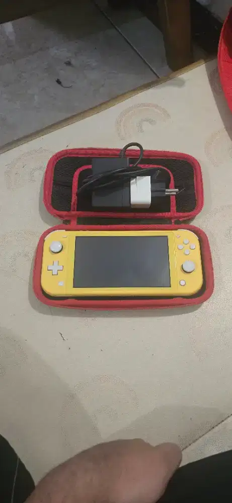 Nintendo Switch Lite Yellow