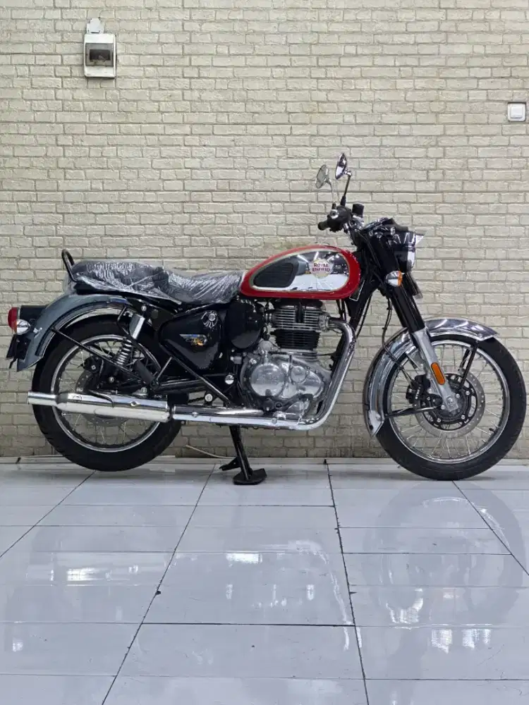 RARE ITEM‼️ Royal Enfield Classic 350 ABS PMK 2024 - Dava Mustika