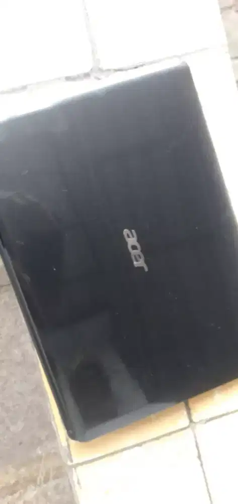 Laptop Acer Aspire E1 431