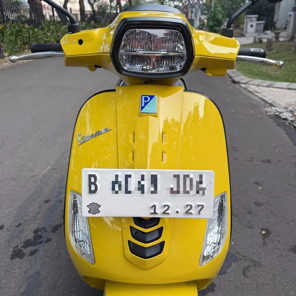 Vespa S 125 i-get Facelift 2022 Kuning - Mulus, Low KM