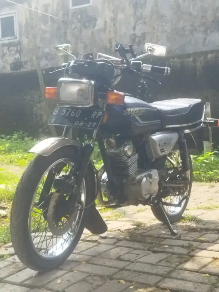 Honda gl100 tahun 1994 80 persen original.indikator bensin hidup.