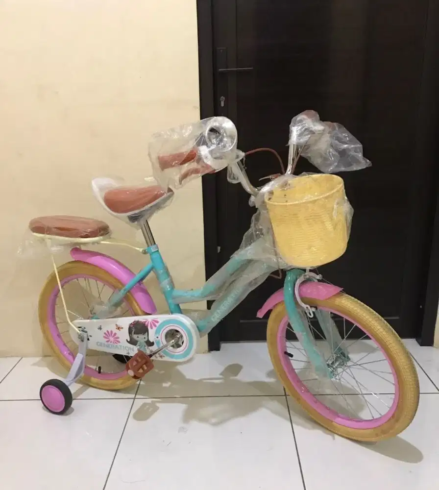 Sepeda anak cewek uk 18
