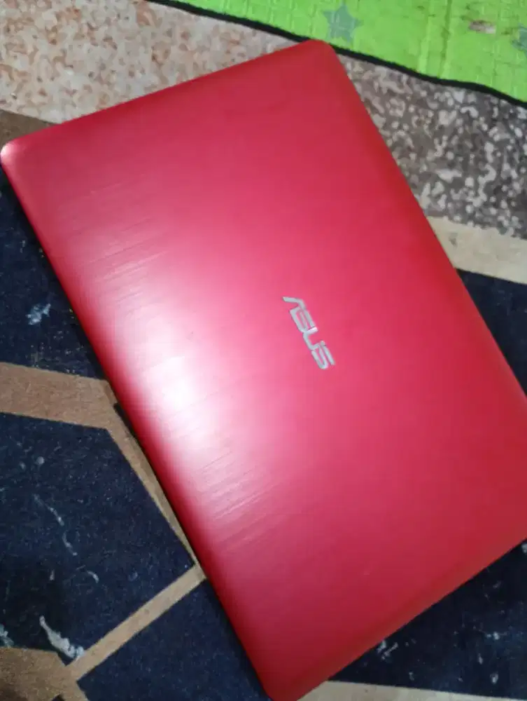 BU Laptop Asus X540LJ Pemakaian