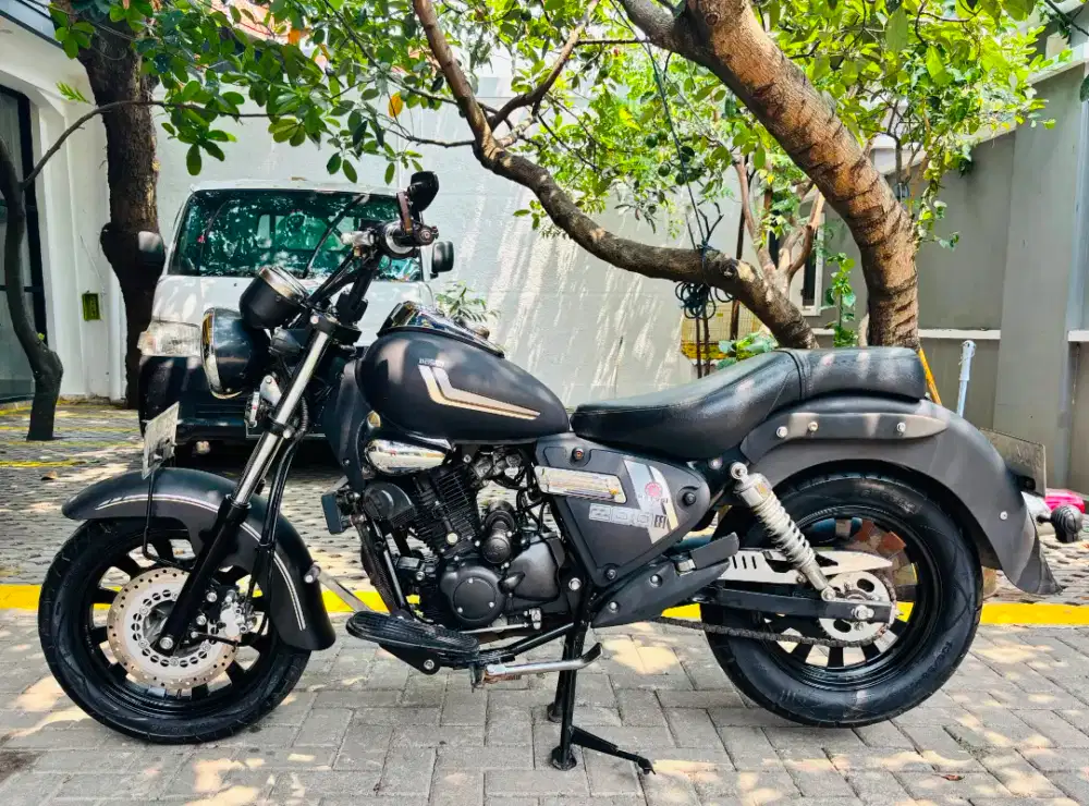 Benelli motobi evi 200