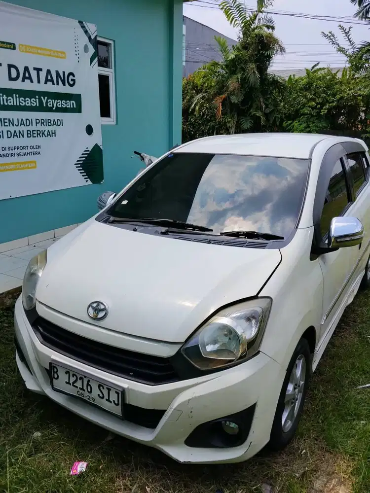 Agya G 2014 AT Second – 120rb KM – BPKB STNK Lengkap, siap pakai!