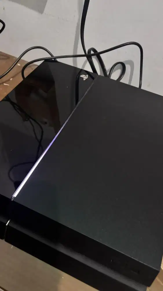 PS4 Fat 500GB Fullset Dus + 2 Stik Ori + 3 Kaset Game Ori (Siap Main)