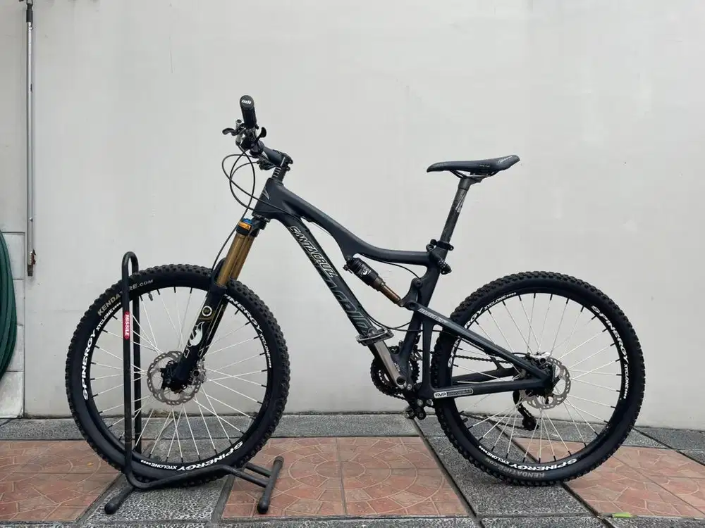 DIJUAL Santa Cruz Blur LTc Carbon 26 Size M. Full Spec Premium Langka