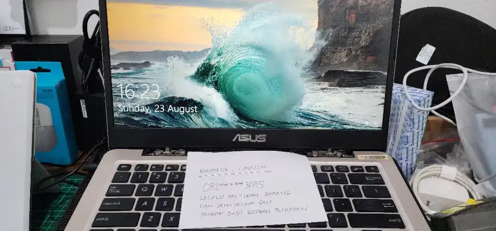 Asus VivoBook S14