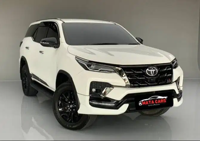 Toyota Fortuner VRZ GR 2.8 4X2 AT 2023 Putih Low KM #DSW#