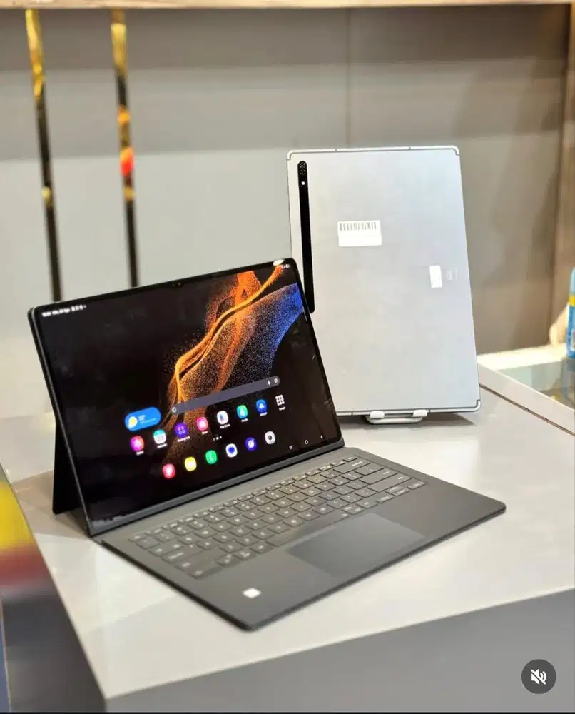 samsung tab S8 ultra 5g 256gb + kyebord