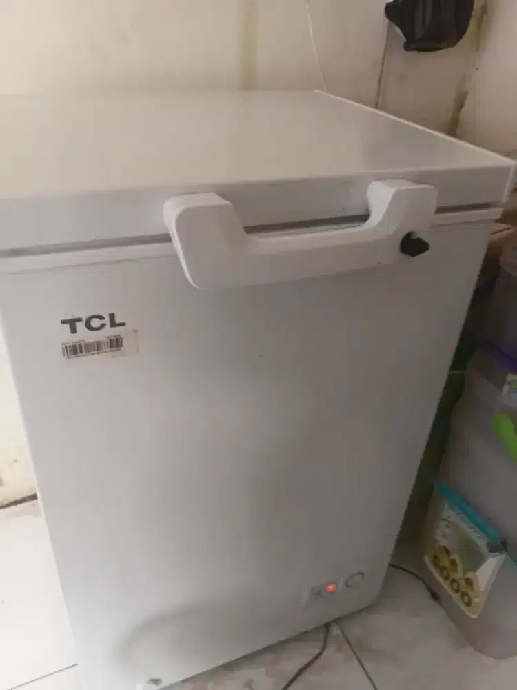 Frezer box ukuran 100 liter