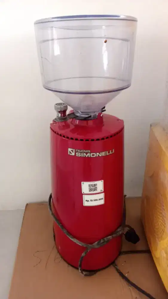 mesin Grinder kopi nouva Simoneli