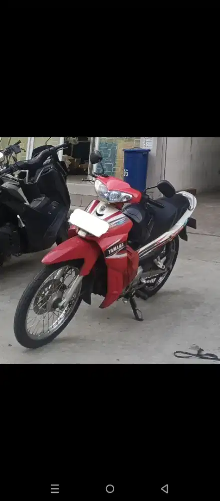 Jupiter Z (5TP) Merah 2005