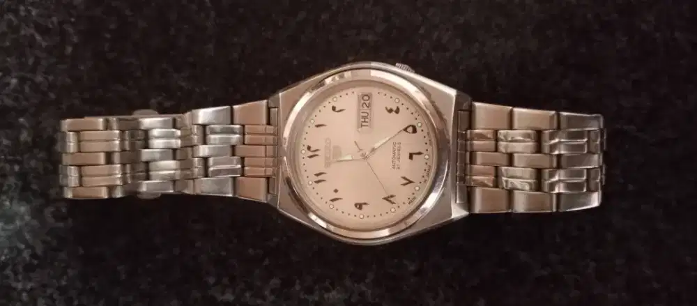 jam tangan untuk kolektor