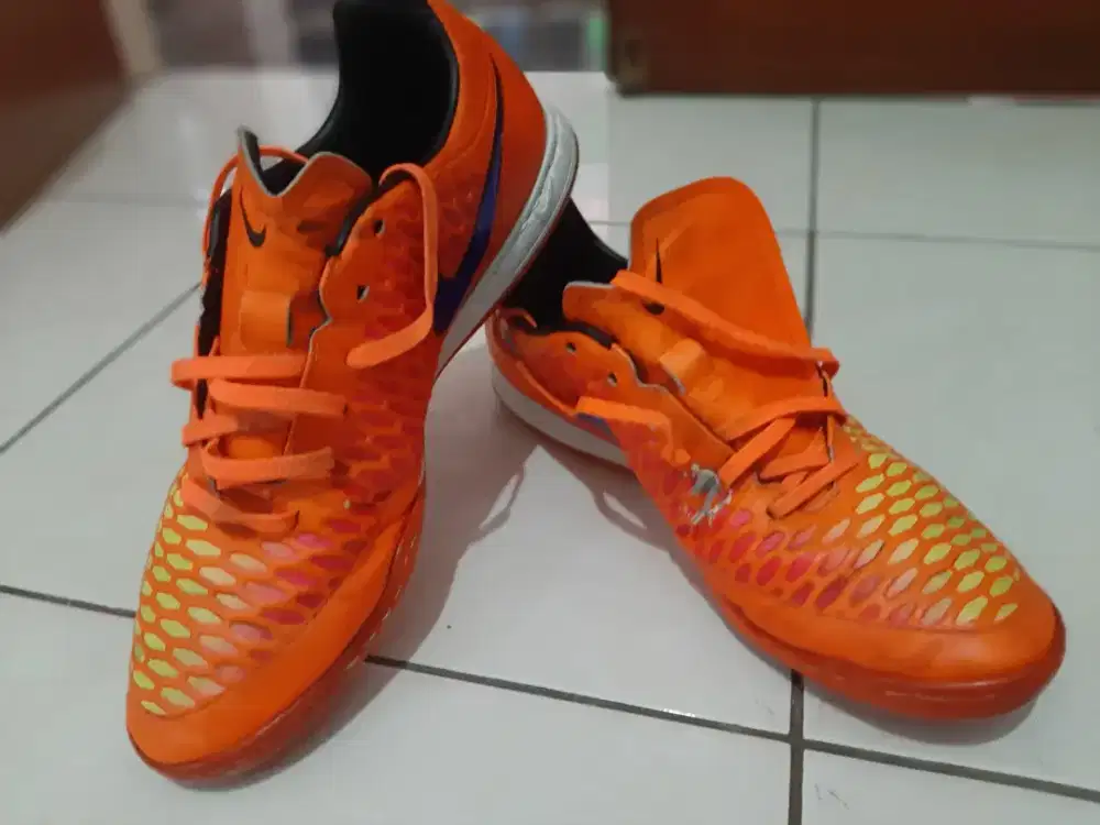Jual Sepatu futsal Nike Magista bekas pakai