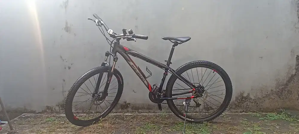 DIJUAL POLYGON PREMIER 4 – KONDISI MASIH ISTIMEWA!