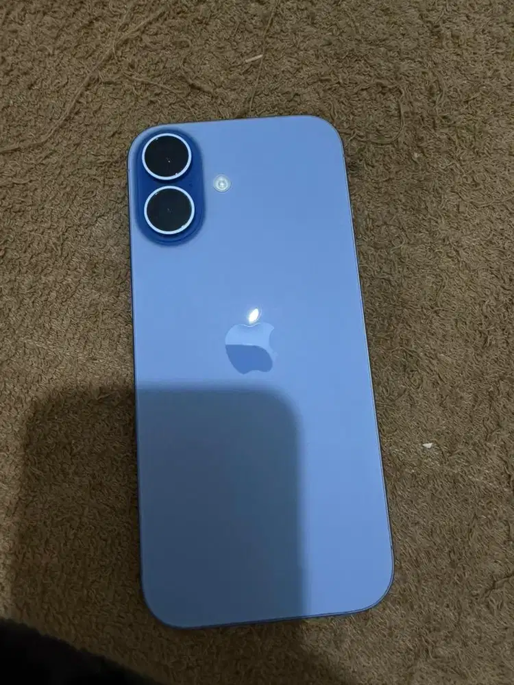 iPhone 17 256G.   Inter