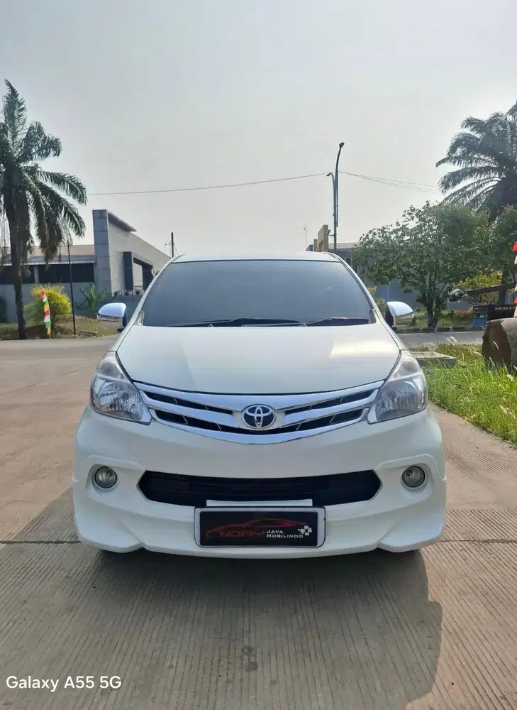 Toyota Avanza 1.3 G 2015 Automatic ( Putih Metalik )