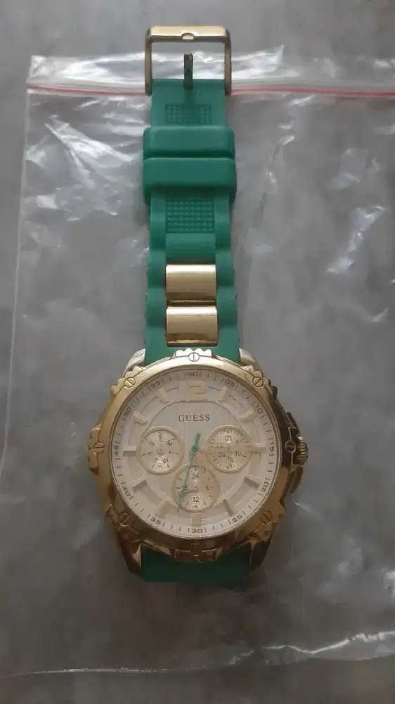 Jam tangan wanita Guess Intrepid 2 W0325L4 ORI
