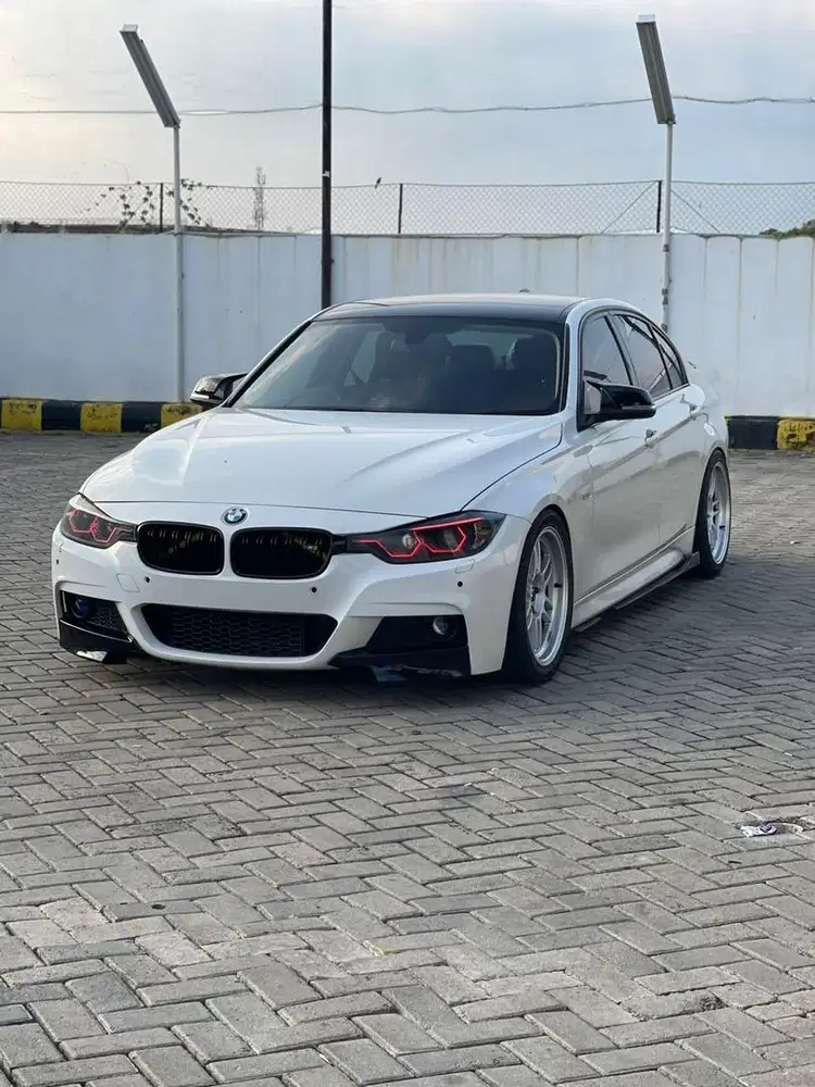 BMW 320i F30 2013 full modif