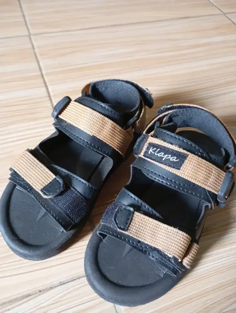 Sandal gunung anak merk KLAPA
