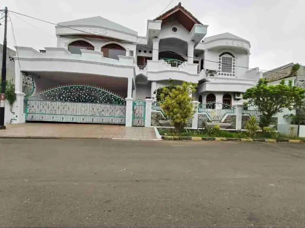 Dijual Cepat Rumah 2 Lantai SHM 5 KT di Duta Harapan Bekasi Utara