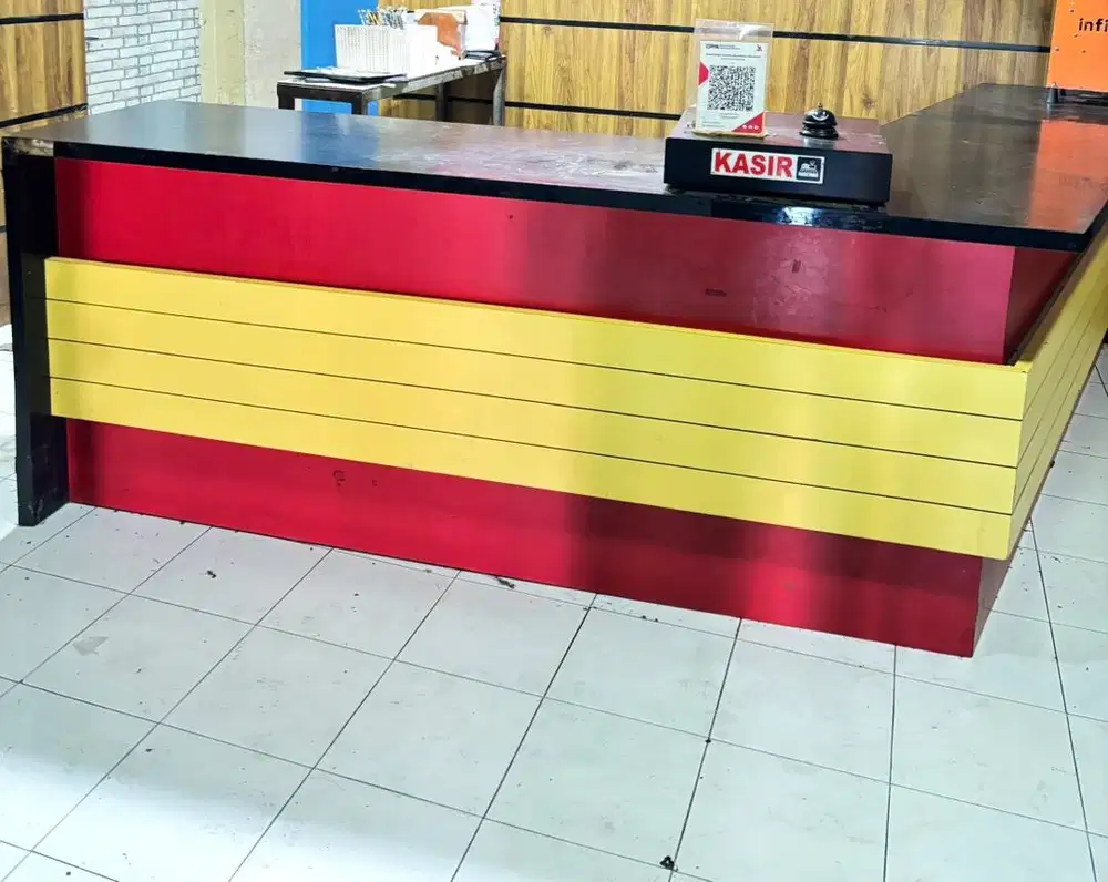 Meja Kasir ukuran 180x180