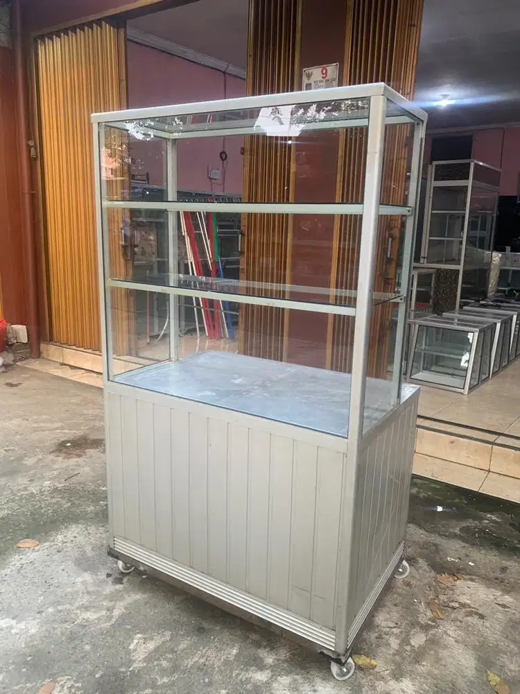 Etalase gerobak alumunium 100cm bekas dagang makanan