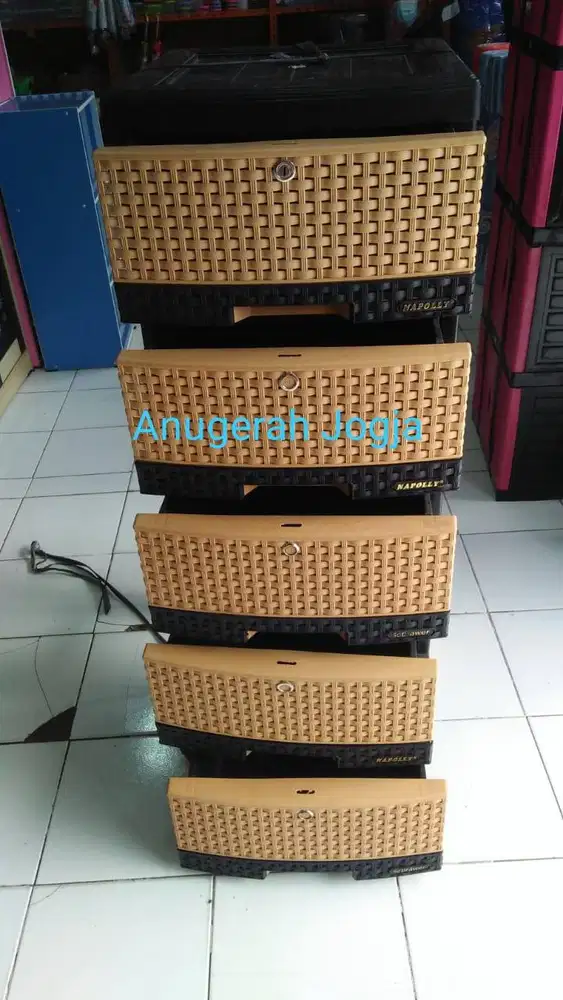 lemari Napolly Scd 5