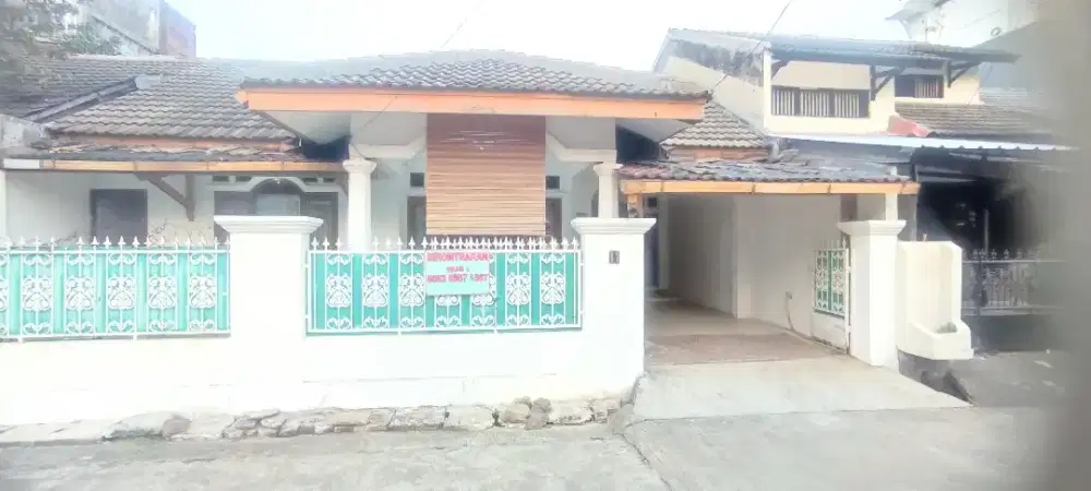Disewakan Rumah 2 Lantai Strategis Ciater Permai BSD Serpong