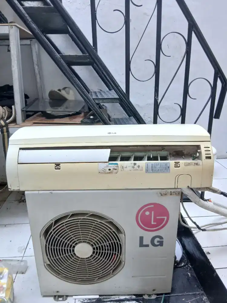 Dijual Ac LG bekas