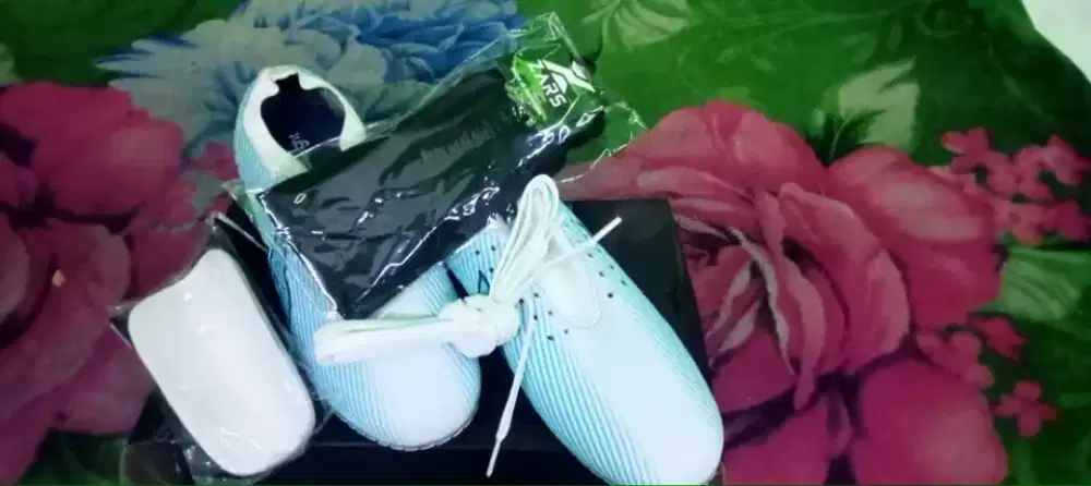 Jual Sepatu Bola Size 42