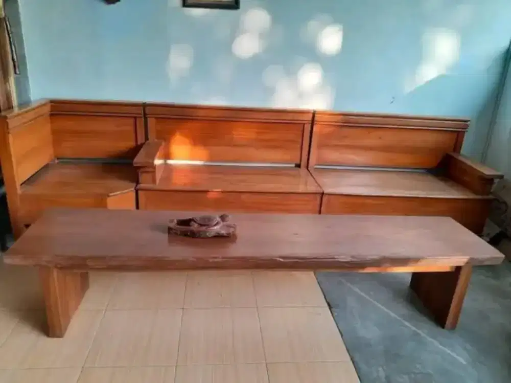 Meja Kayu Jati Tua