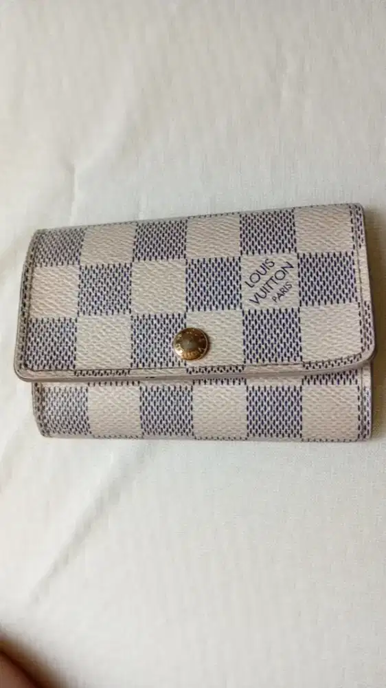 Kunci mobil dompet LV