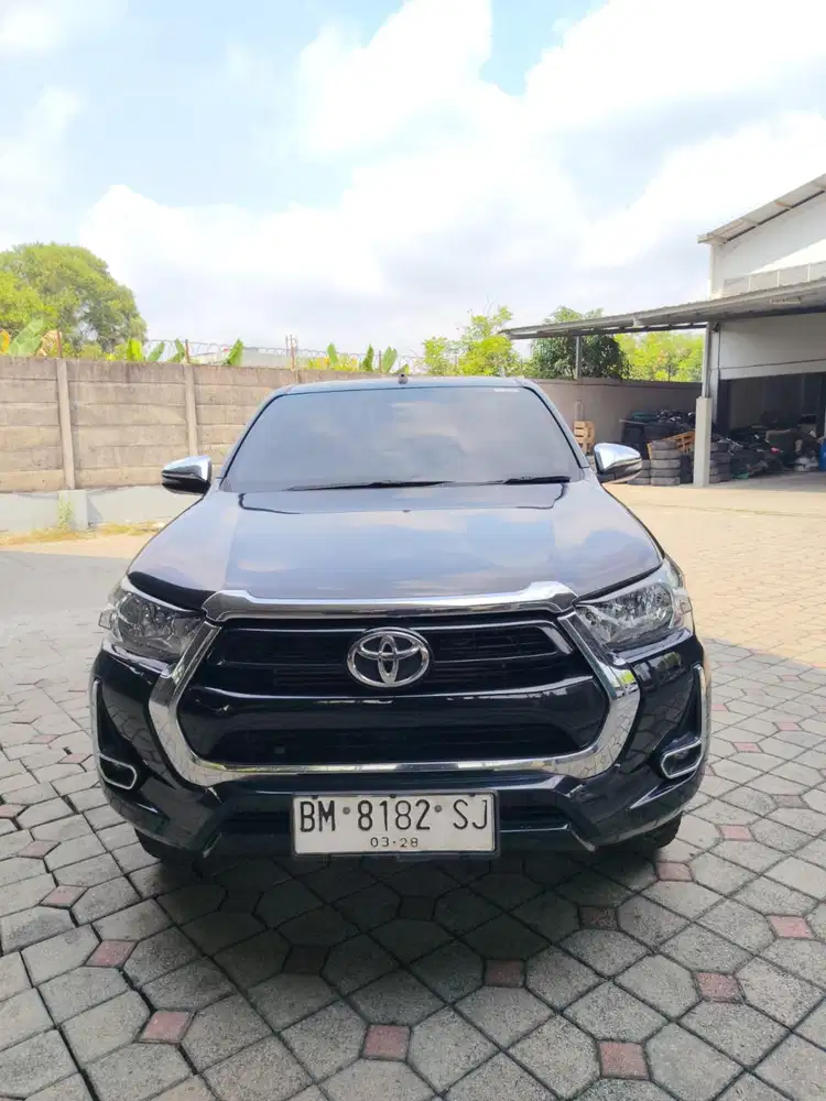 Hilux DC 2023 G manual
