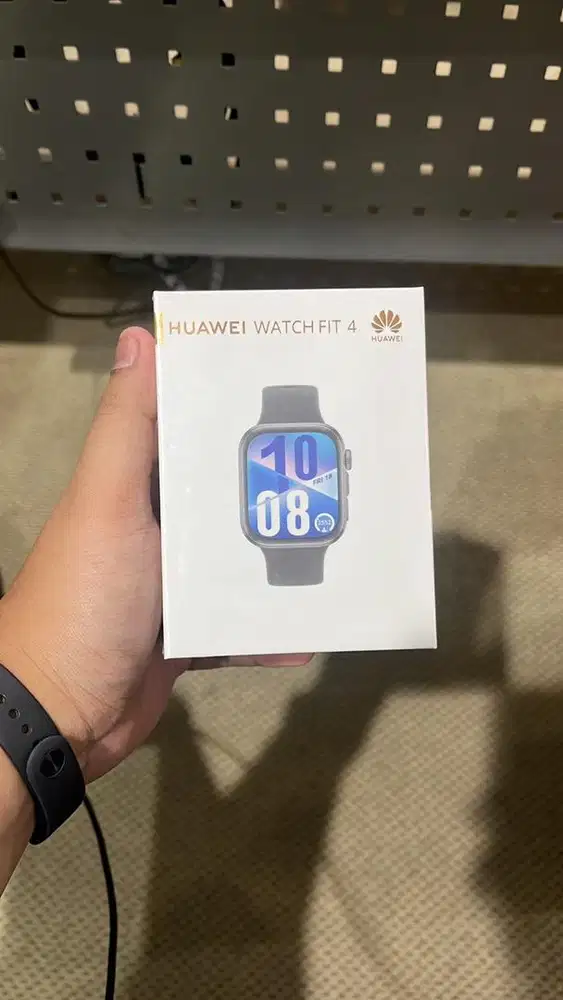 DIJUAL BNIB HUAWEI WATCH FIT 4