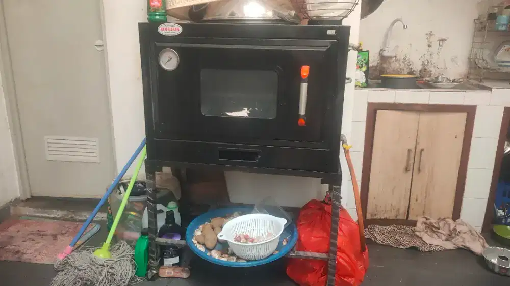 Oven Gas, baru di pakai 2 x krna ribet, mau ganti listrik aja