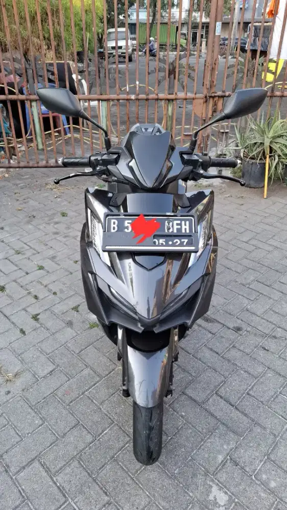 Vario 160 ABS ( type tertinggi )
