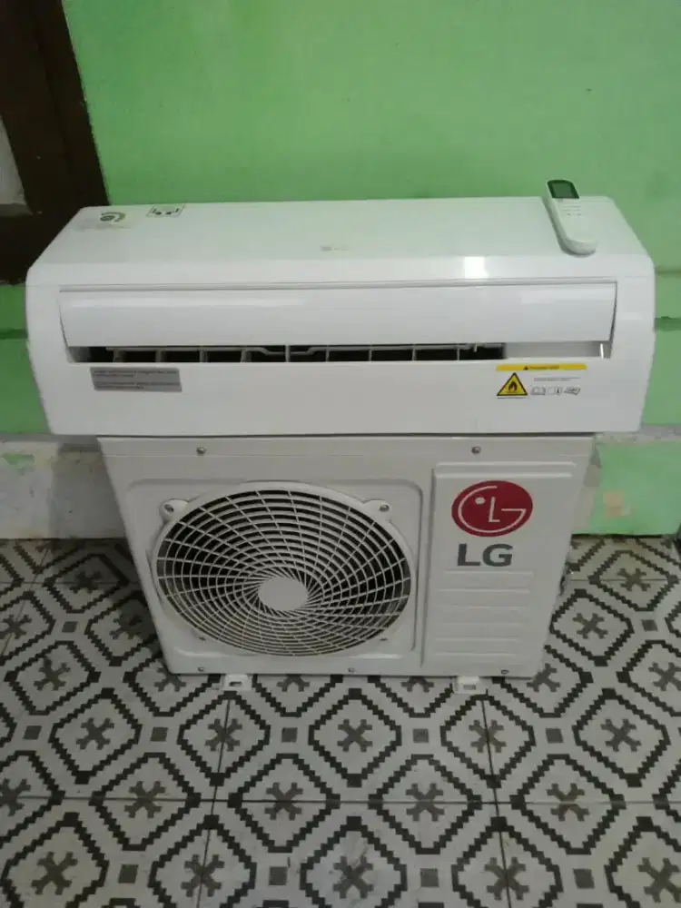Ac LG 1/2 pk R32 DINGIN