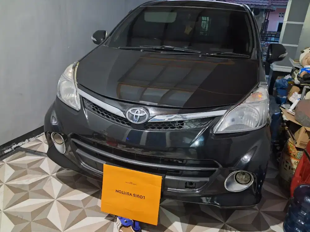 Toyota avanza matik