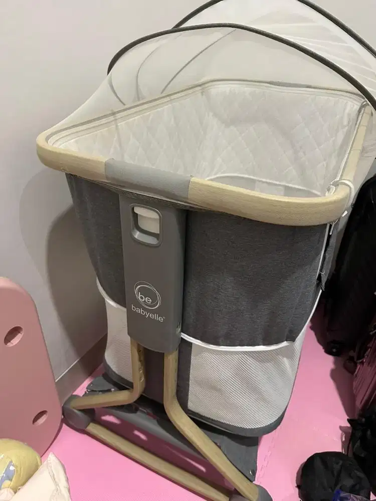 Jual tempat tidur bayi merk babyelle