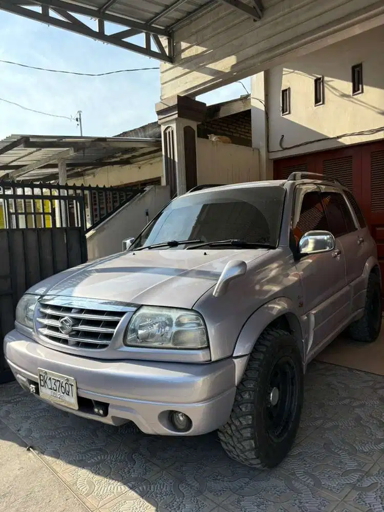 Suzuki Escudo 2001 Bensin