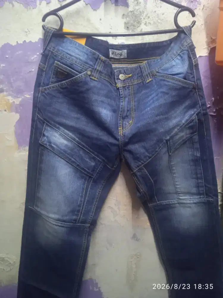 Jual celana lois ukuran 34 crg 094 reguler fit