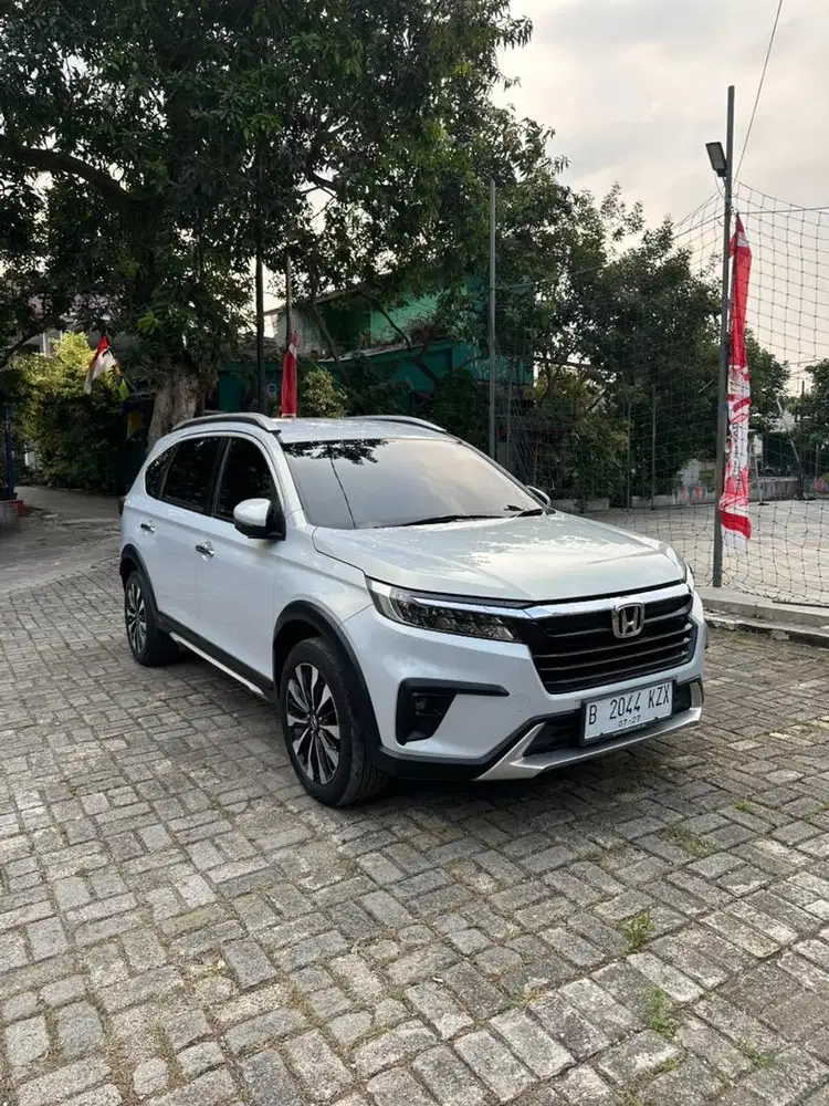 (Cash) BRV Prestige CVT 2022