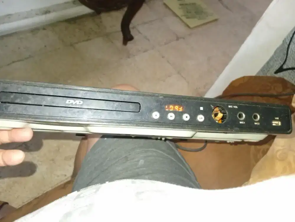 Dvd player merek polestar edition