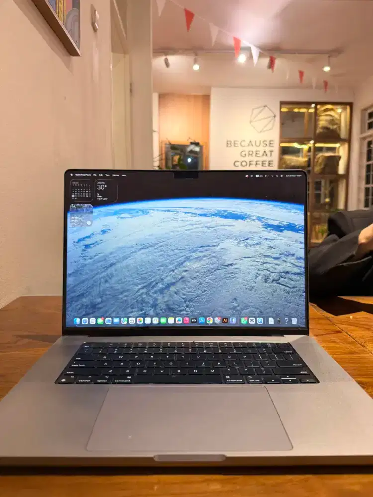 Macbook M2 Pro 16inch 32/512gb Limited