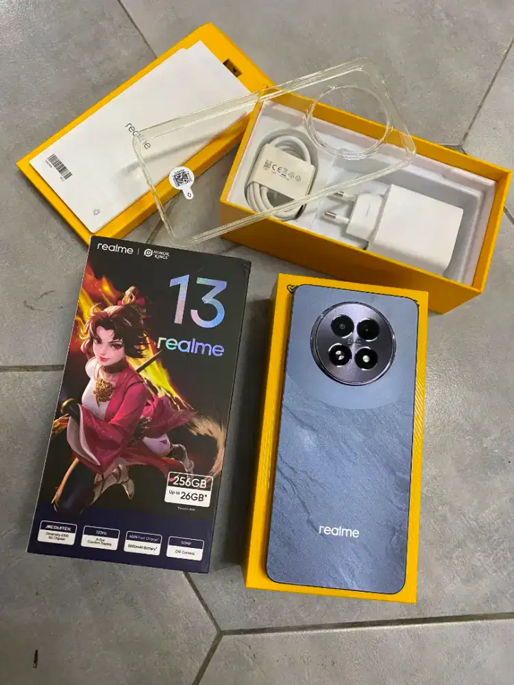 Realme 13 5G Ram 12+12/256 Stabil OIS