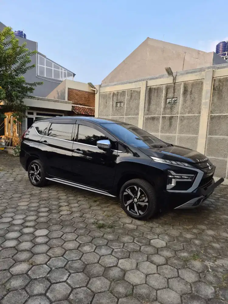 Mitsubishi New Xpander 1.5 Ultimate Hitam nt avanza Xenia Veloz XL7